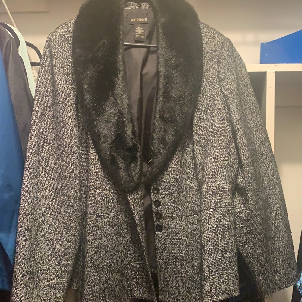 Professional blazer with fur collar